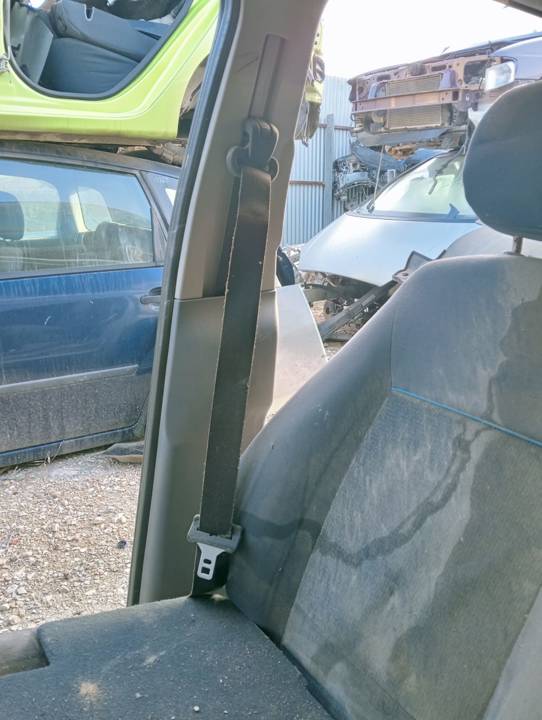 CINTURON SEGURIDAD DELANTERO DERECHO