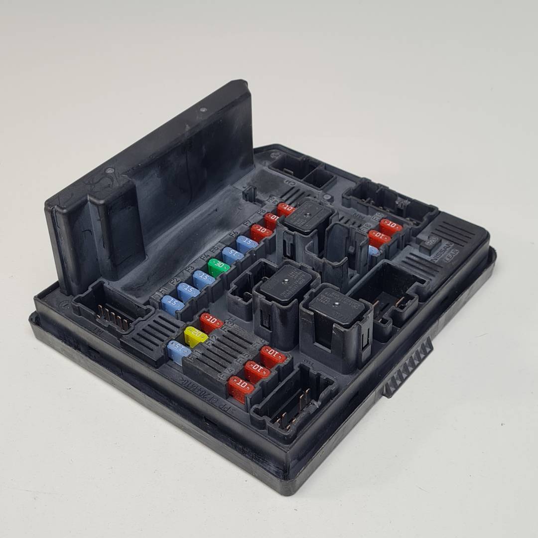 CAJA RELES / FUSIBLES - 284B7JD000 - NISSAN - QASHQAI (J10)