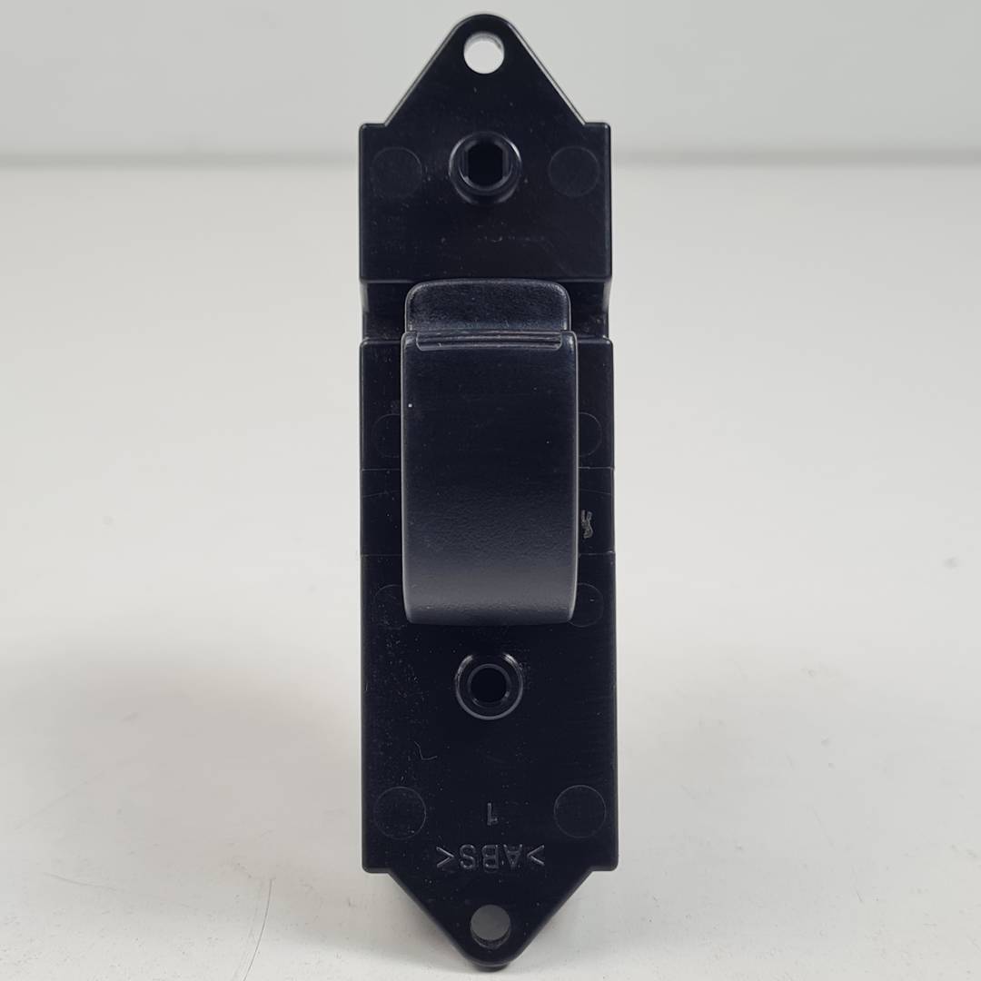 MANDO ELEVALUNAS DELANTERO DERECHO - 8608A061 - CITROEN - C-CROSSER