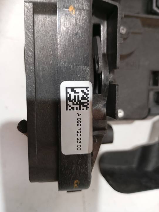 CERRADURA PUERTA DELANTERA IZQUIERDA