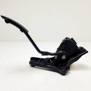 POTENCIOMETRO PEDAL 8X239F832A JAGUAR XF (X250) Autodesguaces Alicante
