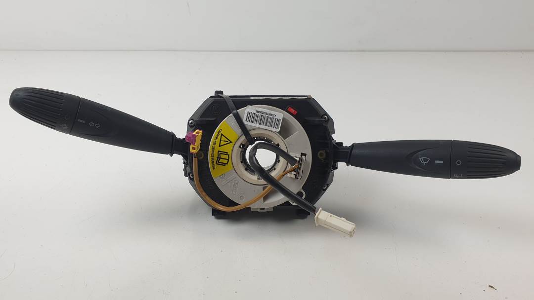 MANDO LUCES - 07354736600 - FORD - KA (CCU)