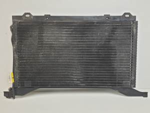 CONDENSADOR / RADIADOR AIRE ACONDICIONADO A2105000004 MERCEDES CLASE E (W210) BERLINA DIESEL Autodesguaces Ali