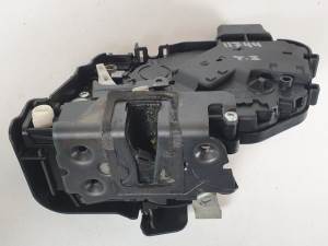 CERRADURA PUERTA TRASERA IZQUIERDA 4M5AA26413EE FORD FOCUS LIM. (CB4) Autodesguaces Alicante