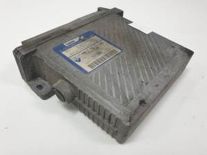 CENTRALITA MOTOR UCE 7700115027 RENAULT MEGANE I SCENIC (JA0) Autodesguaces Alicante
