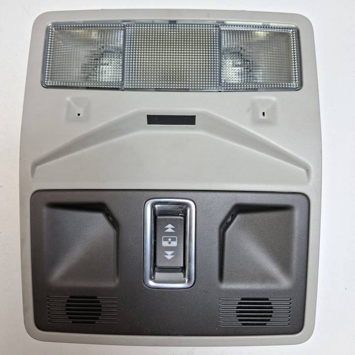 LUZ INTERIOR BJ32519A58D LAND ROVER RANGE ROVER EVOQUE Autodesguaces Alicante