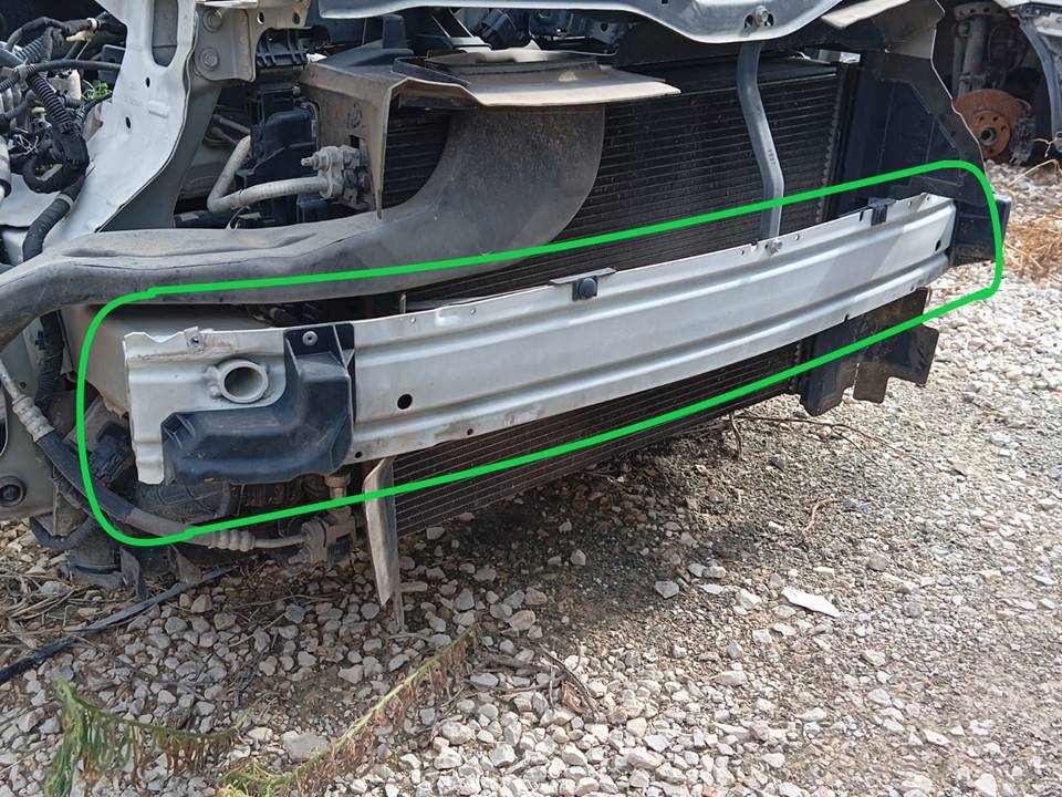 REFUERZO PARAGOLPES DELANTERO