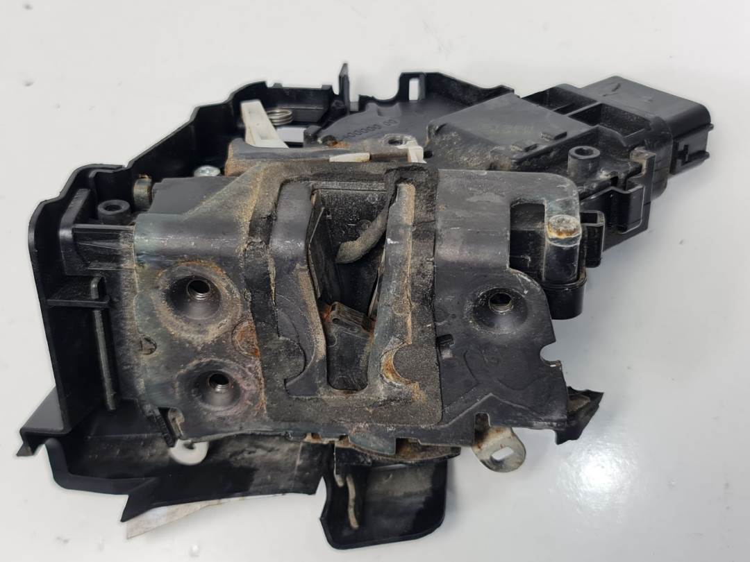 Serrure de porte avant gauche - 3M5AR21813ET - FORD - FOCUS TURNIER (CB4)