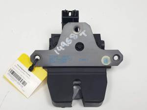 CERRADURA MALETERO / PORTON 8M51R442A66CA FORD FOCUS LIM. (CB4) Autodesguaces Alicante