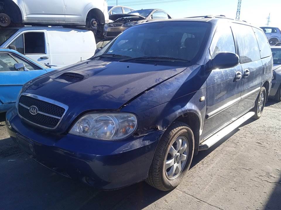 KIA CARNIVAL II (2001 - 2006)