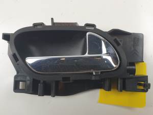MANETA INTERIOR DELANTERA DERECHA 96555516VD CITROEN C4 GRAND PICASSO Autodesguaces Alicante
