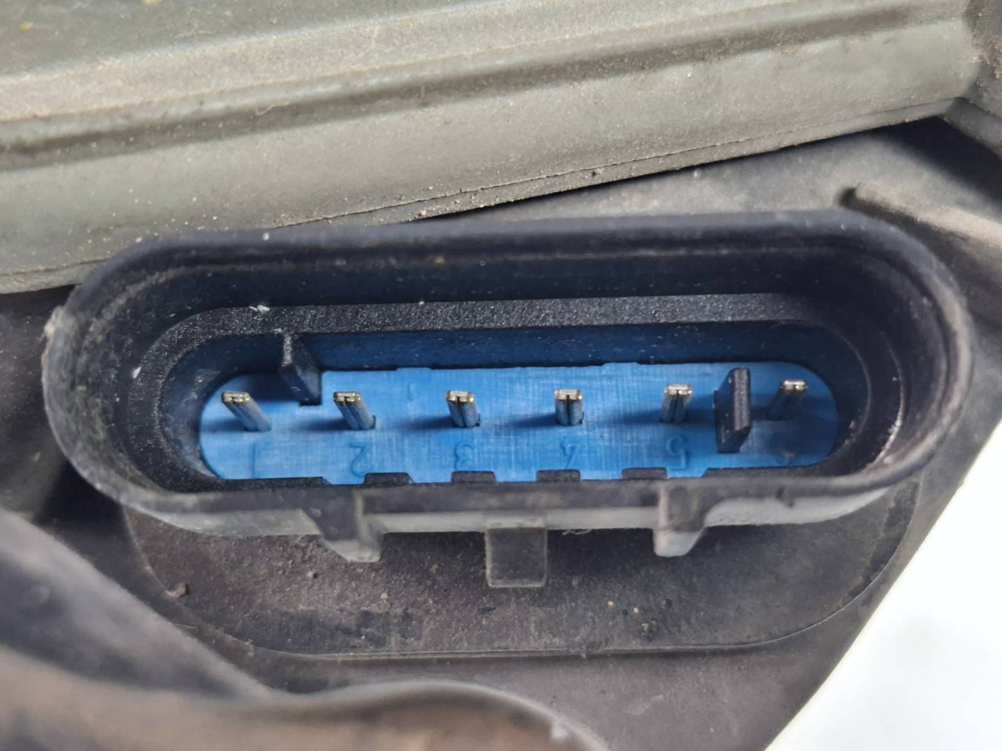 Foto 5 de Faro Izquierdo Iveco Daily Caja Cerrada (2006 =>) (2006–2011)