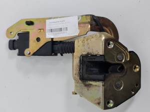 CERRADURA PUERTA LATERAL IZQUIERDA CITROEN C8 Autodesguaces Alicante