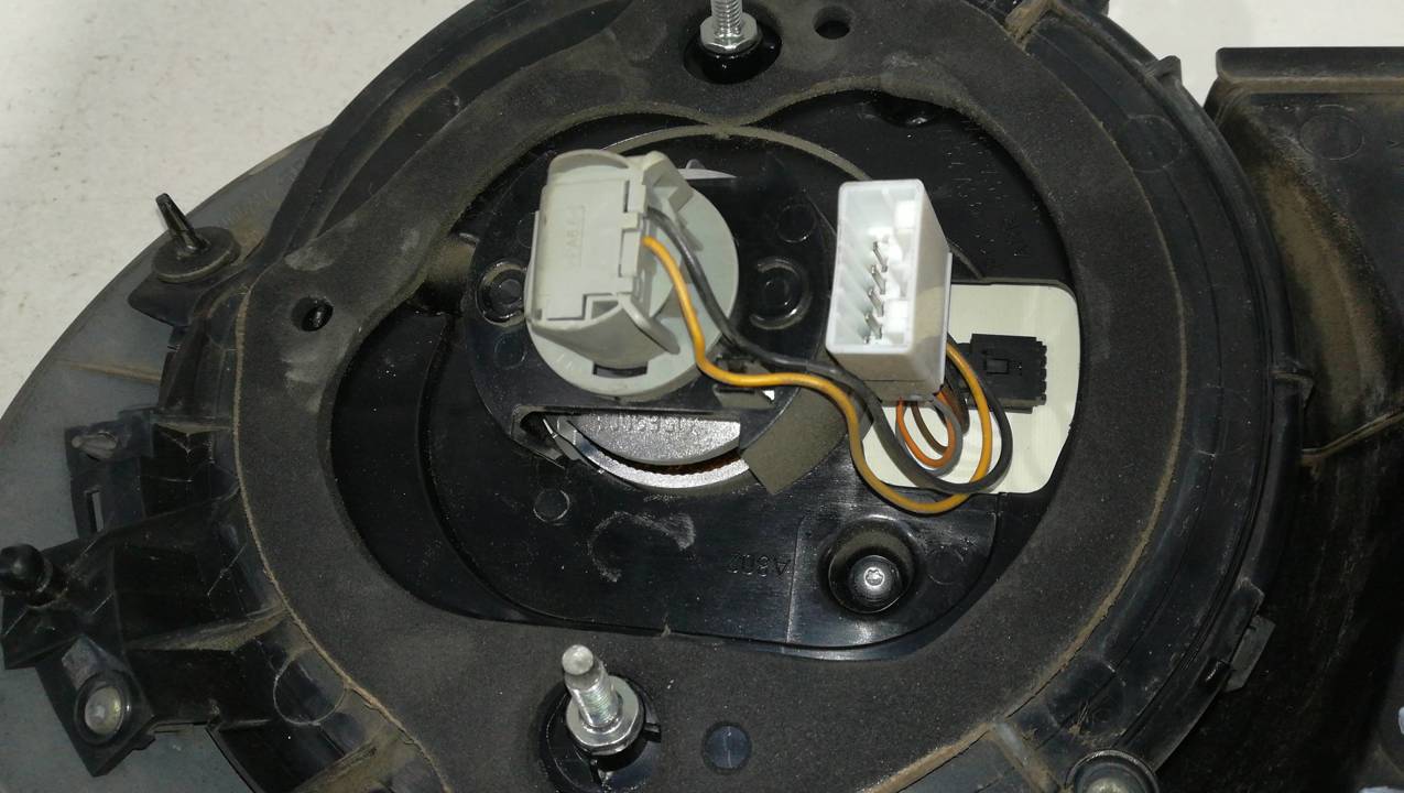 PILOTO TRASERO IZQUIERDO