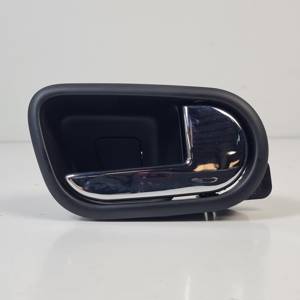 MANETA INTERIOR TRASERA DERECHA E4B5A22600ADW FORD KA+ (CDU) Autodesguaces Alicante