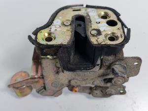 CERRADURA PUERTA TRASERA DERECHA OPEL CORSA B Autodesguaces Alicante