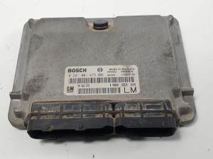 CENTRALITA MOTOR UCE 0281001675 OPEL ASTRA G BERLINA Autodesguaces Alicante