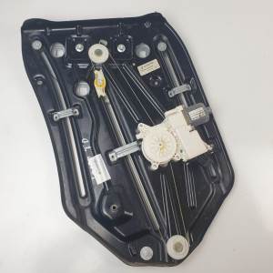 ELEVALUNAS TRASERO DERECHO 13193203 OPEL ASTRA TWIN TOP Autodesguaces Alicante