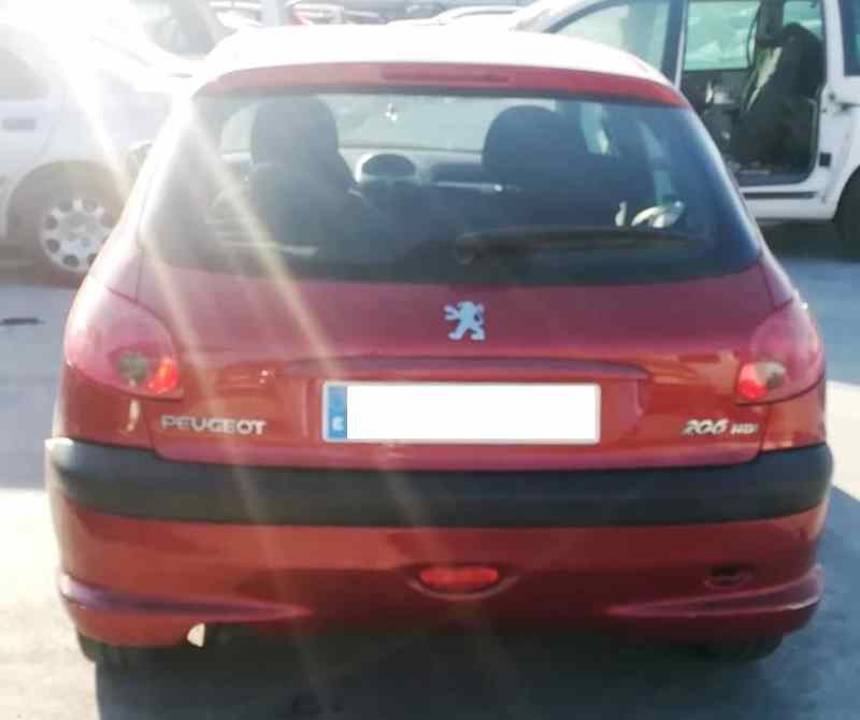 Imagen del vehículo PEUGEOT 206 BERLINA