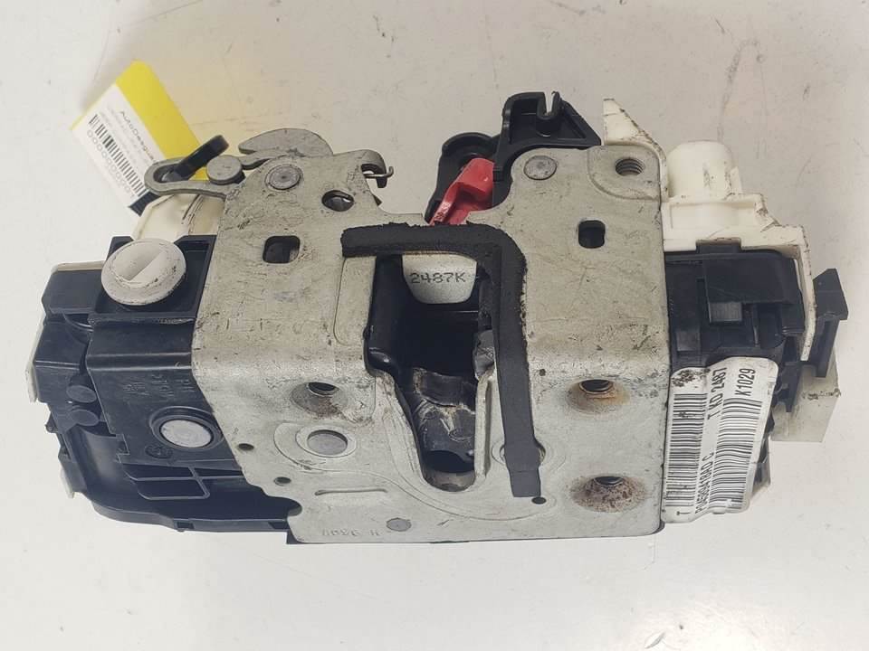 CERRADURA PUERTA TRASERA DERECHA - P04589418AD - JEEP - COMPASS
