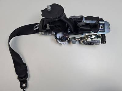 CINTURON SEGURIDAD DELANTERO DERECHO 617112100 MERCEDES CLASE E (W212) FAMILIAR Autodesguaces Alicante