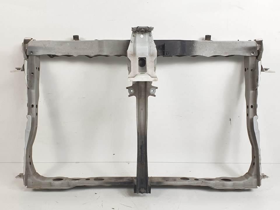 PANEL FRONTAL - TOYOTA - AVENSIS