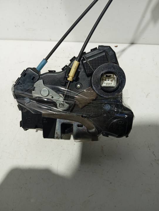 CERRADURA PUERTA DELANTERA IZQUIERDA