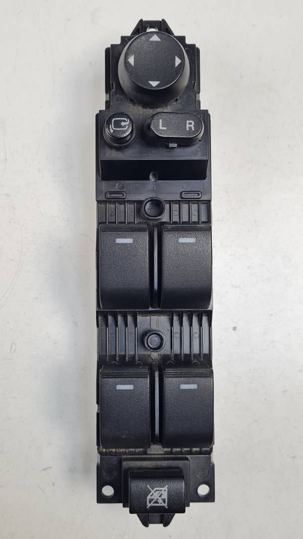 MANDO ELEVALUNAS DELANTERO IZQUIERDO - GDK566350A - MAZDA - 6 KOMBI (GH)