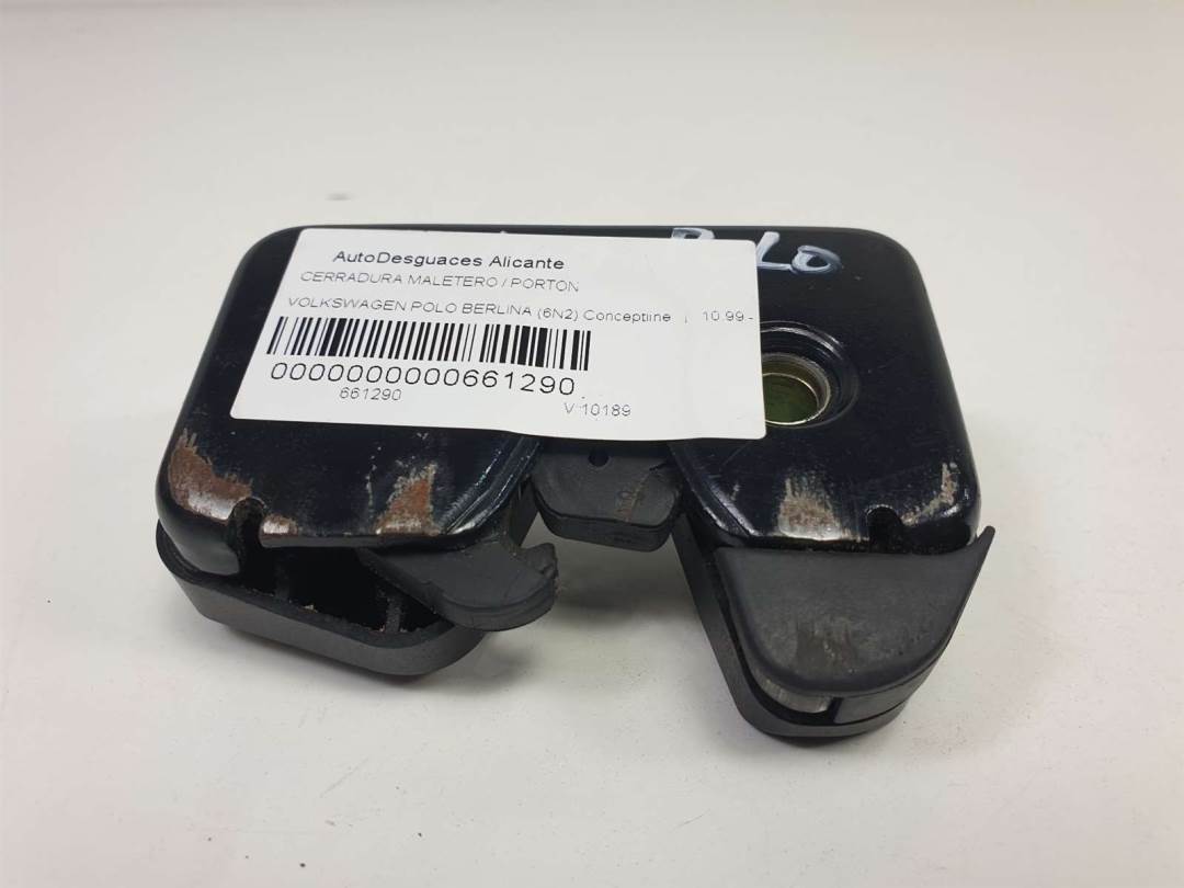 CERRADURA MALETERO / PORTON - VOLKSWAGEN - POLO BERLINA (6N2)
