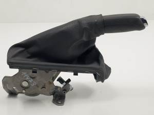 PALANCA FRENO DE MANO 13207591 OPEL CORSA D Autodesguaces Alicante