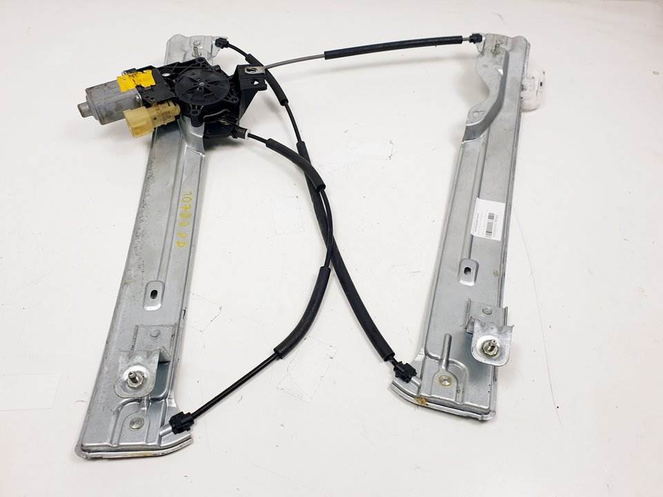 ELEVALUNAS DELANTERO DERECHO - 0130822733 - FORD - KUGA (CBS)