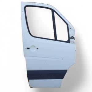 PUERTA DELANTERA DERECHA MERCEDES SPRINTER CABINA CORTA Autodesguaces Alicante