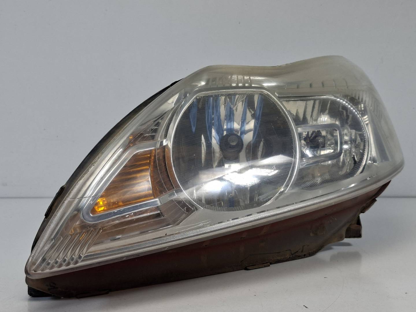 FARO IZQUIERDO - 8M5113W030AD - FORD - FOCUS LIM. (CB4)