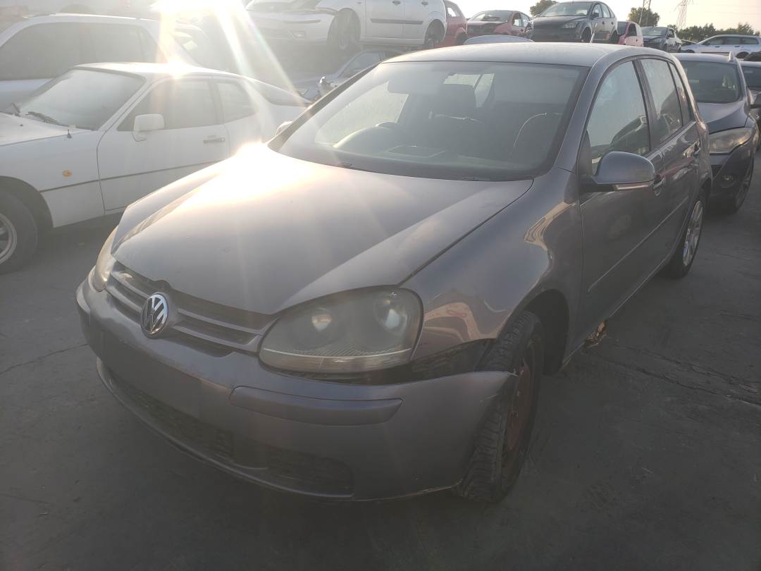 VOLKSWAGEN GOLF V BERLINA (1K1) (2003 - 2008)