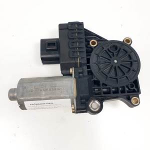 MOTOR ELEVALUNAS TRASERO DERECHO 0130821772 FORD MONDEO BERLINA (GE) Autodesguaces Alicante