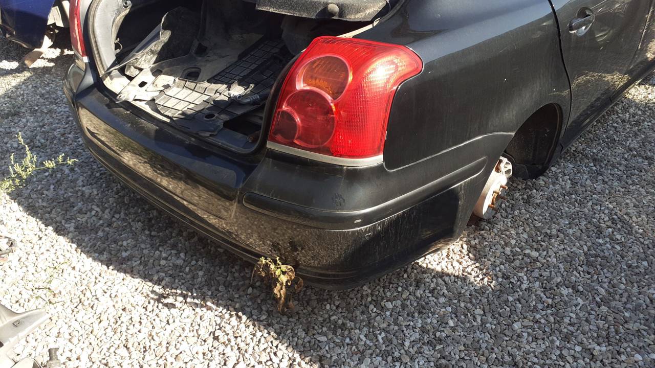 PARAGOLPES TRASERO