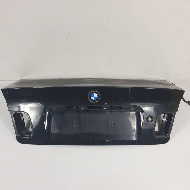 TAPA MALETERO BMW SERIE 3 BERLINA (E46) Autodesguaces Alicante