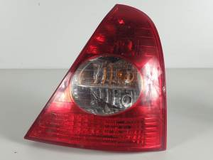 PILOTO TRASERO DERECHO 8200071414 RENAULT CLIO II FASE II (B/CB0) Autodesguaces Alicante