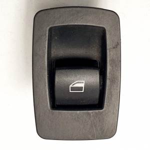MANDO ELEVALUNAS DELANTERO DERECHO 6945874 BMW SERIE 3 TOURING (E91) Autodesguaces Alicante