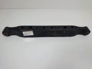 BRAZO SUSPENSION SUPERIOR TRASERO DERECHO NISSAN QASHQAI (J10) Autodesguaces Alicante