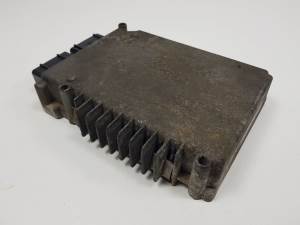 CENTRALITA MOTOR UCE P05269992AC CHRYSLER NEON (PL) Autodesguaces Alicante