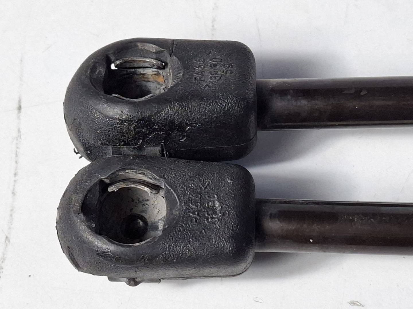 Foto 2 de Amortiguadores Maletero / Porton Audi A6 Berlina (4b2) (2001–2005)