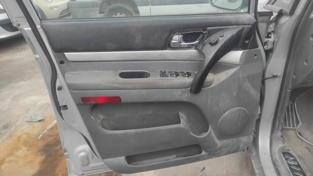 SSANGYONG RODIUS (2004 - 2013)