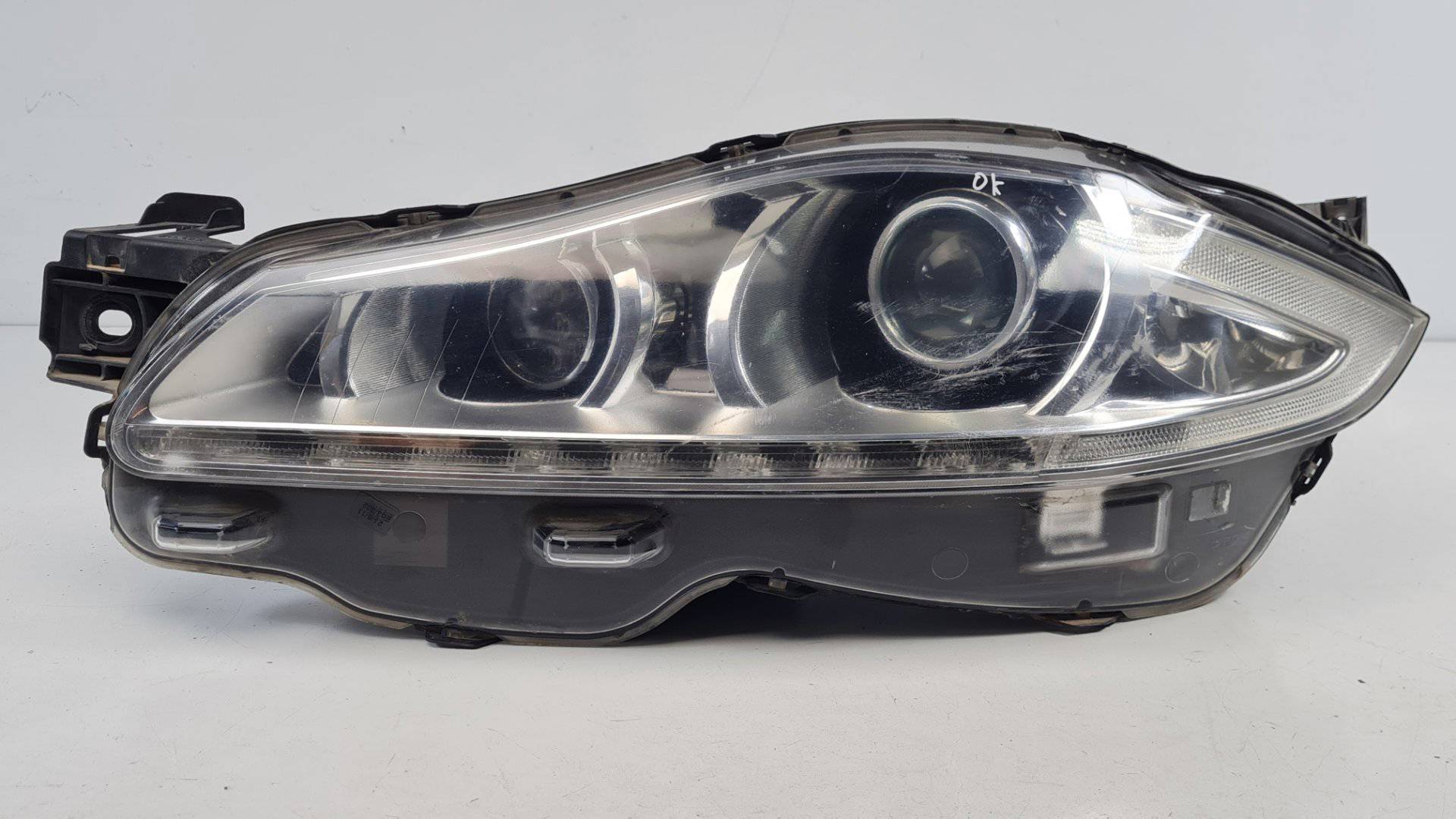 FARO IZQUIERDO - AW9313W030ED - JAGUAR - XJ (X351)