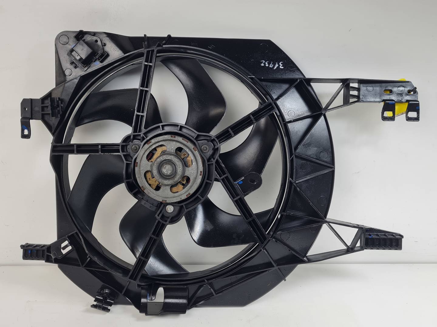 ELECTROVENTILADOR - 1831248000 - RENAULT - TRAFIC CAJA CERRADA (AB 4.01)