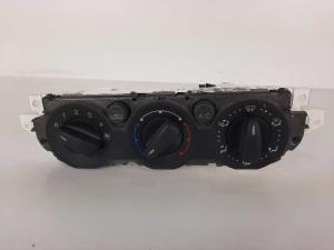 MANDO CALEFACCION / AIRE ACONDICIONADO 69607003 FORD FOCUS SPORTBREAK (CAP) Autodesguaces Alicante