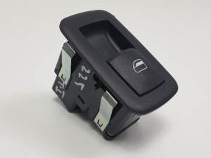 MANDO ELEVALUNAS TRASERO IZQUIERDO 56046555AC JEEP CHEROKEE (KL) Autodesguaces Alicante
