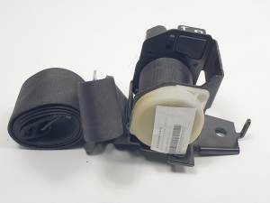 CINTURON SEGURIDAD TRASERO DERECHO BGE130071 SUBARU FORESTER S12 Autodesguaces Alicante