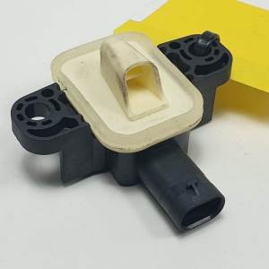 SENSOR A1668210351 INFINITI Q30 Autodesguaces Alicante