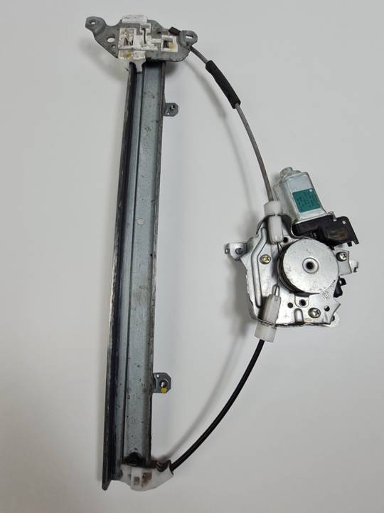 ELEVALUNAS DELANTERO DERECHO 807308991A NISSAN TIIDA (C11X/SC11X) Autodesguaces Alicante